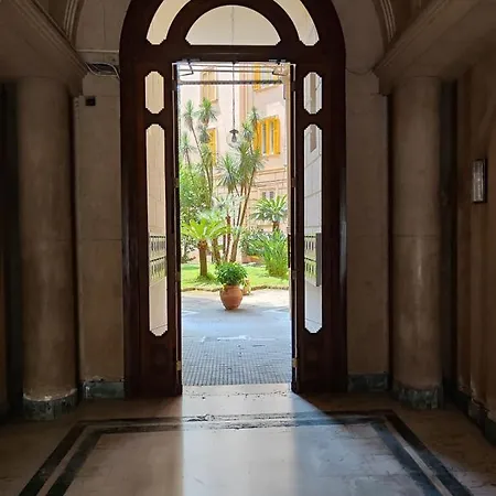 Apartment The House Of The Sunbeam Naples